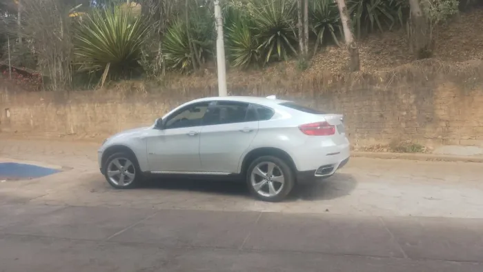 BMW X6 Xdrive 50I 4.4 407cv Bi-turbo 2012