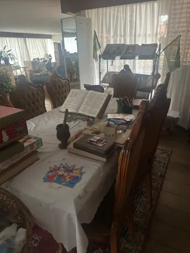 Conjunto de jantar colonial impecável 