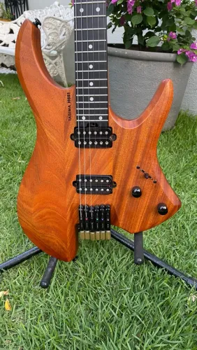 Guitarra Tagima headless H6S1 zero com captadores Sérgio Rosar 