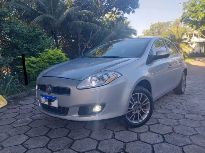Fiat Bravo Essence 1.8 Flex 16V 5P 2012
