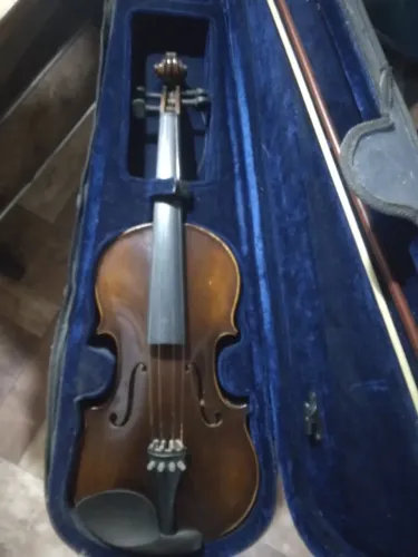 Violino troco por baixo 4cordas