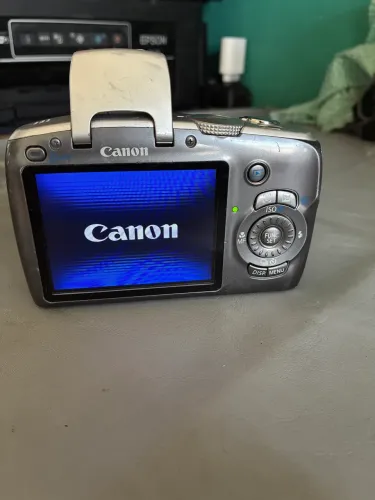 Câmera Digital Canon PowerShot SX110 IS 14.1MP Prata