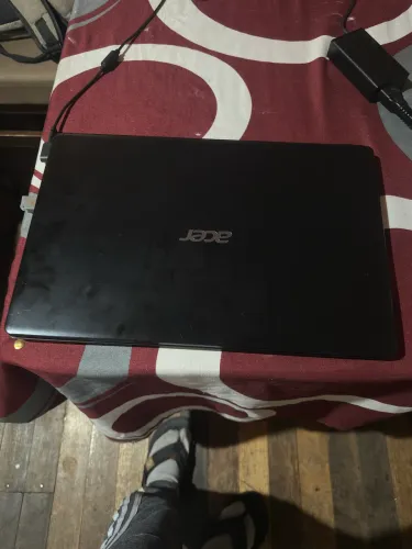 Vendo notebook Acer Aspire 3