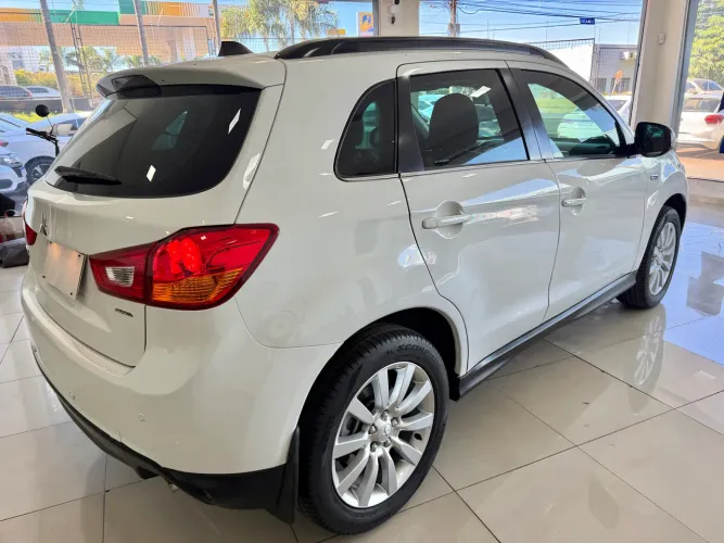 Mitsubishi ASX 2.0 16V 4X4 160cv Aut. 2015