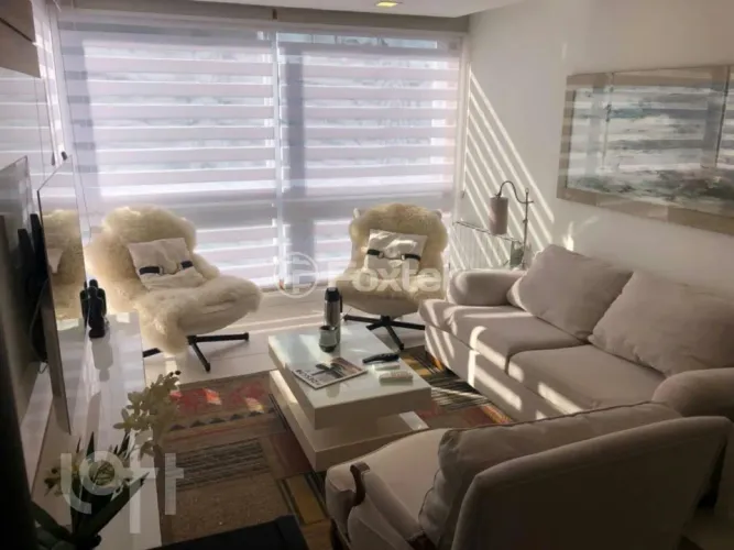 Apartamento à venda Rua Das Alfazemas, Planalto - Gramado