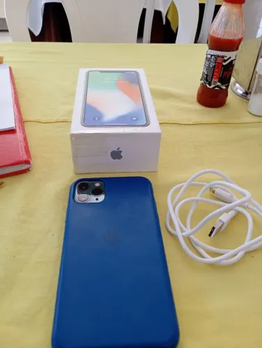 IPhone 11 Pro Max 64 Gigas.