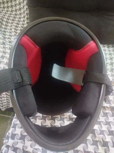 Capacete Conservado - Excelente Estado | Pronto para Uso