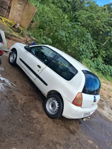 Renault Clio Hi-flex 1.0 16V 3P 2012