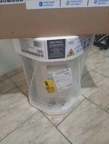 Ar condicionado  Novo nunca usado na caixa 