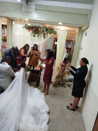 Cerimonialista Para o dia do seu casamento / Festa de 15 anos