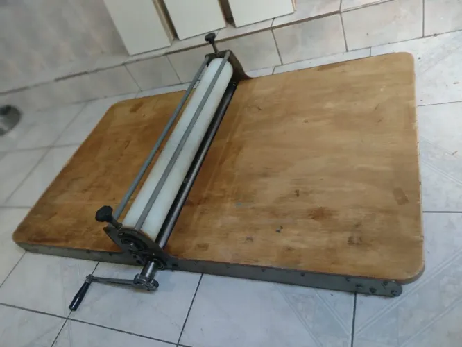 Maquina Corte e Vinco Manual 72cm