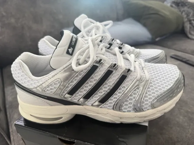Tênis Adidas Adias Control 5 - tamanho 43