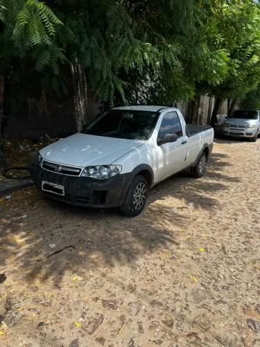 Fiat Strada 1.4 MPI Fire Flex 8V CS 2012