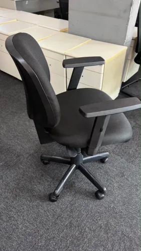 Cadeira de Escritório Ergonômica