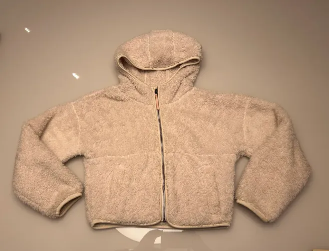 Casaquinho de pelúcia infantil 