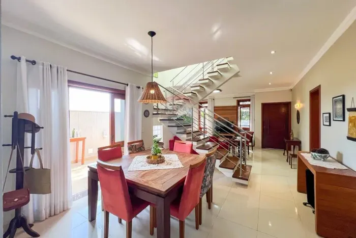 Casa de Alto Padrão à venda no Jardim São Caetano em Jaguariúna SP - R$ 1.250.000,00