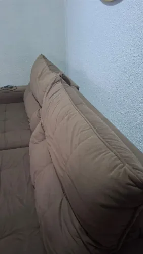Sofá retrátil muito bom