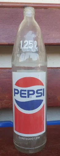 Garrafa de Pepsi 1,25 litros vidro antiga antiguidade coleção ñ coca cola Miranda crush