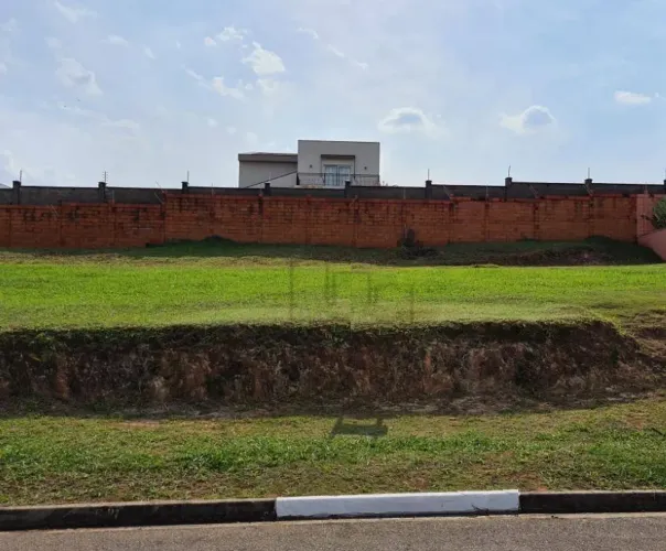 Terreno à venda, 300 m² por R$ 370.000,00 - Condomínio Residencial Aldeia da Mata - Votora