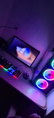 PC GAMER NOVO, NÃO TEM NEM 2 MESSES DE USO.