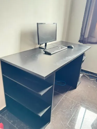 Mesa de computador completo