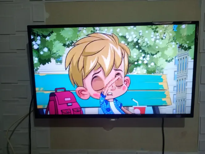 Televisão AOC 32