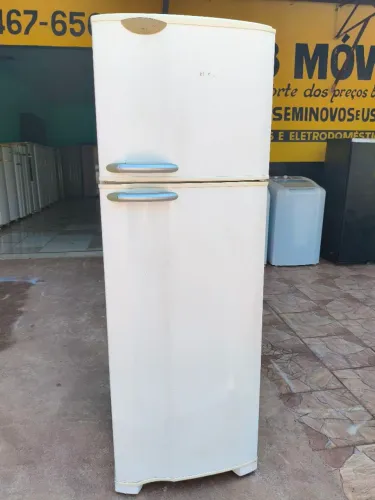 Geladeira Electrolux 380 litros