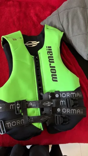 Colete para jetski