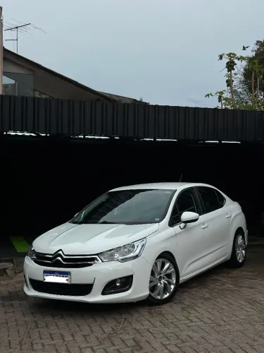 Citroen C4 Lounge Tendance 1.6 Turbo Flex Aut. 2017