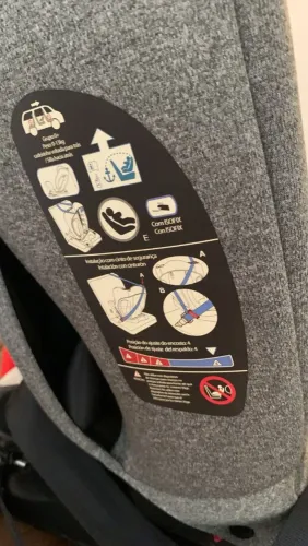 Cadeira para Auto Fisher-Price - NOVA, NUNCA FOI USADA 