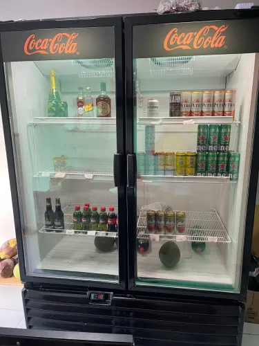 Cervejeira expositora