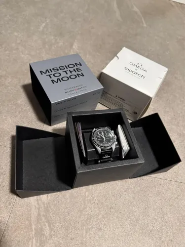 Swatch x Omega Relógio Bioceramic Moonswatch Mission to the Moon
