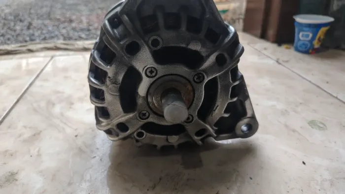Alternador Iveco daily
