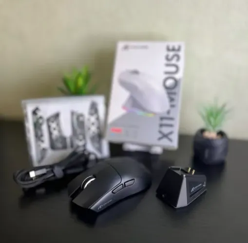 Mouse Gamer Sem Fio Attack Shark X11 Com Três Modos BT 2.4G E Base De Carregamento-Preto
