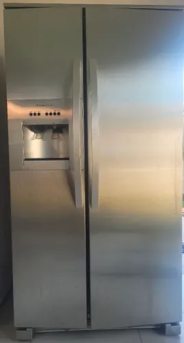 Geladeira Side by Side Electrolux Icon SSI78 (Peças / Sucata)