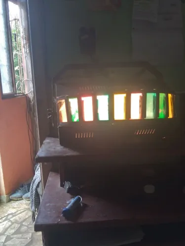 Luz de efeito centopéia ótimo estado