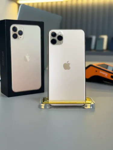 iPhone 11 Pro Max com garantia