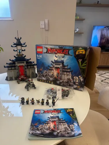 LEGO Ninjango 70617 - The Ninjago Movie - Temple of the Ultimate Ultimate Weapon