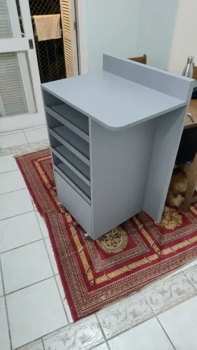 Balcão organizador com rodinha