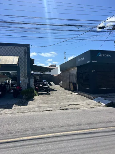 Alugo ótimo ponto comercial no Santos Dumont direto com o proprietário!
