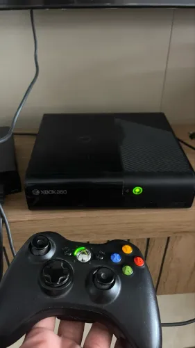 Xbox 360 super slim