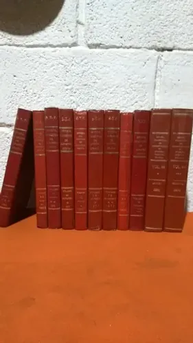 Lote com 12 livros Jurisprudência do STF capas duras Direito 