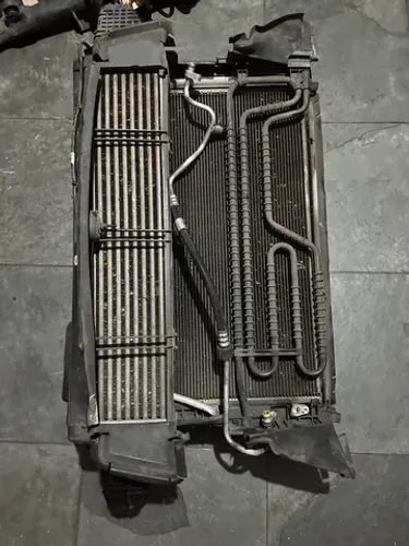 Kit Conjunto Radiador Mercedes C180 1.8 CGI 2011 2012 2013