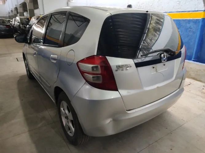 sucata Honda FIT 2011