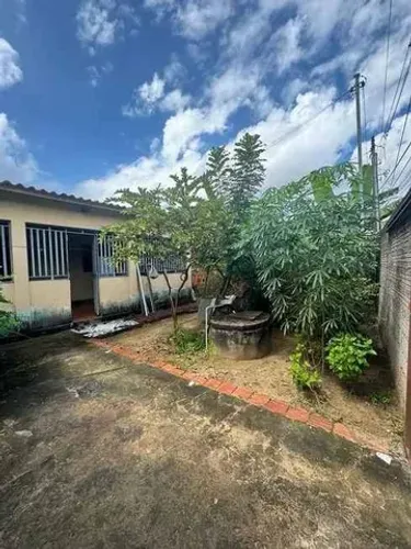 - Casa no Maiobão