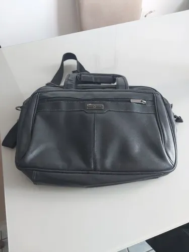 Bolsa tira colo masculina excelente estado