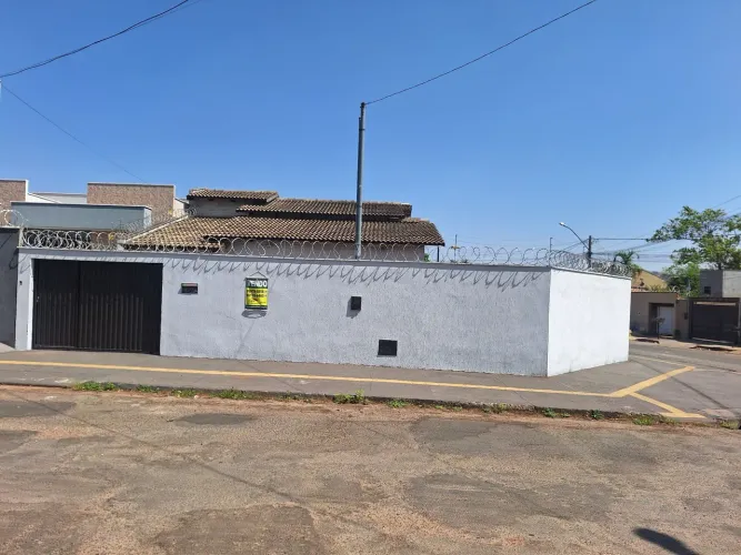 Vendo excelente casa res.Portinari Goiânia GO