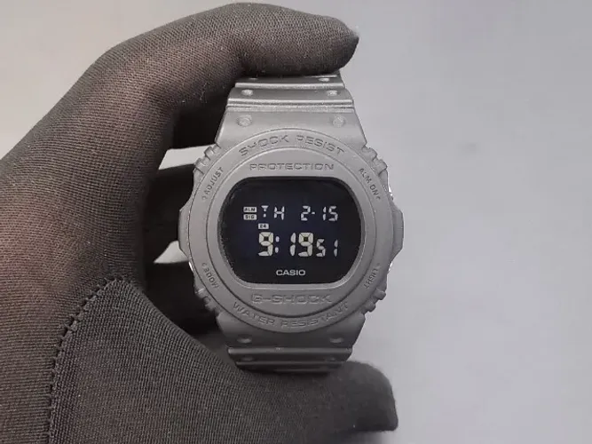 relógio casio g-shock dw-5750E-1B