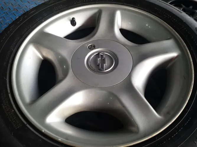 Roda aro 15 Chevrolet Vectra Elite Prata 5x110 jogo usadas