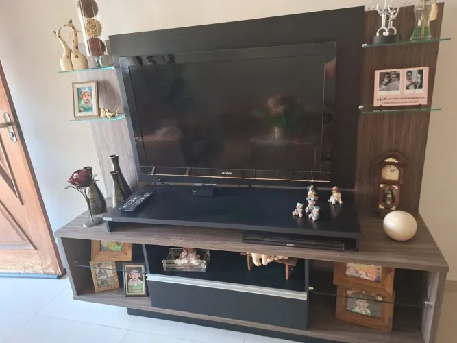 Rack em MDF semi novo